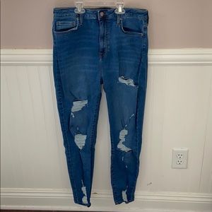 Forever 21 Women's Blue Distressed Skinny Jeans